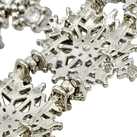 Vintage Inspired Silver Tone Snowflake Stretch Bracelet With Rhinestone Accents - Picture 9 of 10